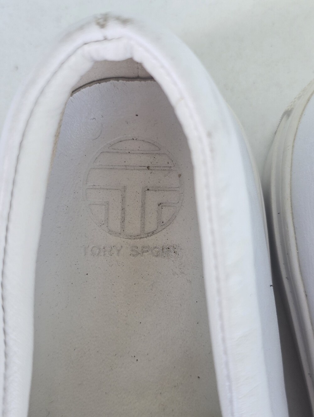 Tory Sport Yellow Tennis Ball Slip On Sneakers Loafers White Leather Sz 6.5M - Picture 4 of 15